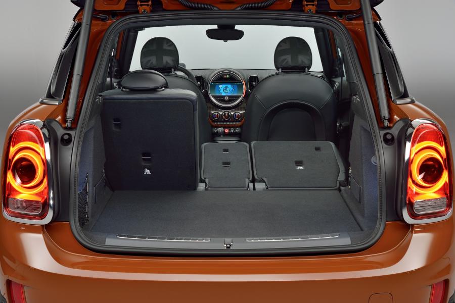 Багажник Mini Cooper S Countryman ALL4 2017 года  (WW) (фото 89 из 138)